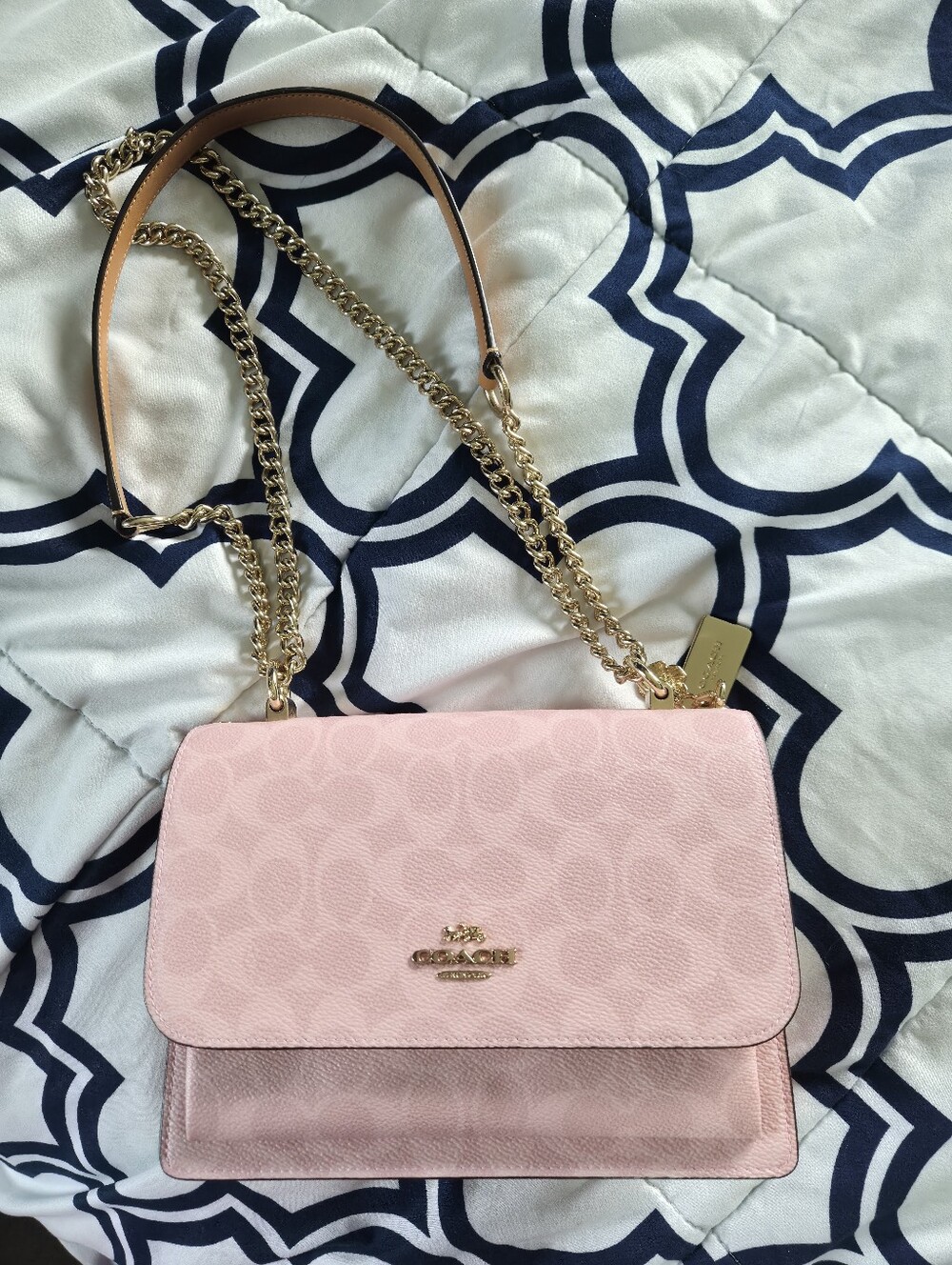Coach Klare Powder Pink
